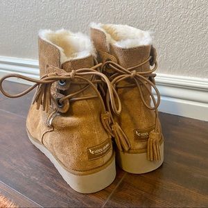 Koolaburra by UGG Boots w/ Tie